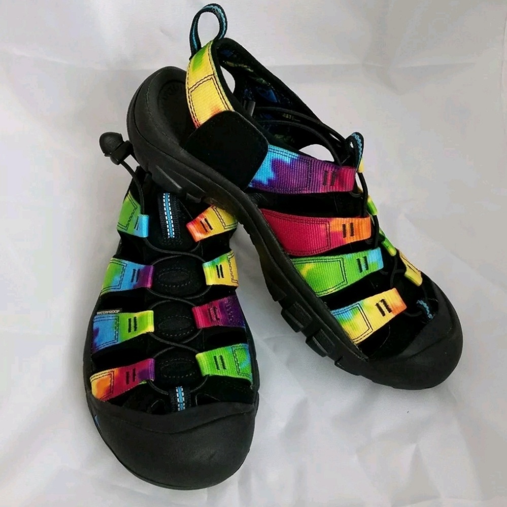 Keen Newport Retro Men's Tie Dye Sandals. 